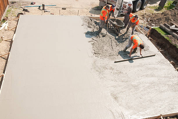 Best Concrete Flooring Contractor  in Noroton Heights, CT